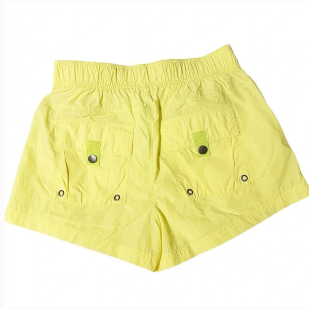 NWOT FREE PEOPLE FP MOVEMENT NEW HEIGHTS SHORTS SIZE SMALL YELLOW - Picture 7 of 7